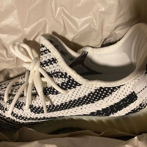 YEEZY BOOST 350 V2 sz 11, LIMITED EDITION